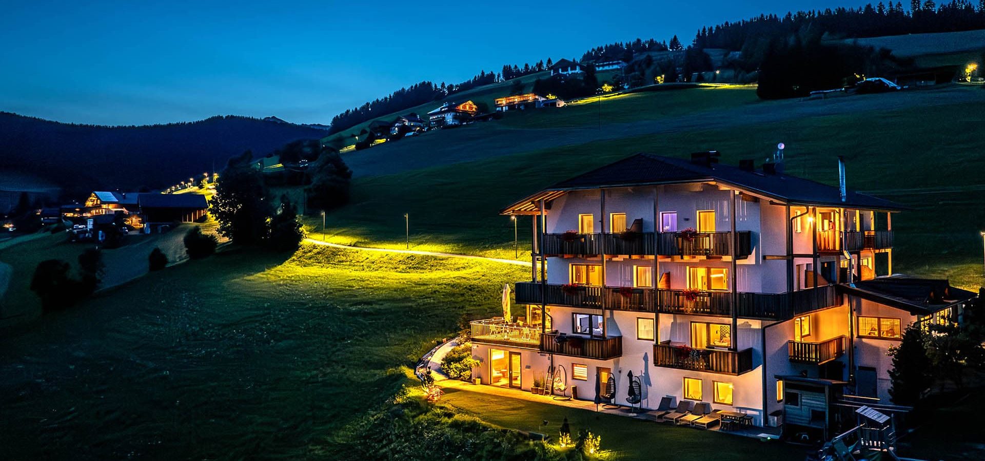 Panoramahotel Pfeiferhof Meransen Südtirol Dolomiten Gitschberg Jochtal (4)